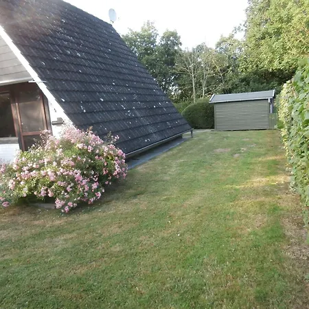 Uriges Mit Garten Und Grill *